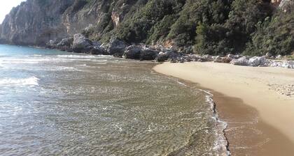 Freistehende Villa auf 2 Ebenen neu renoviert und super ausgestattet