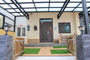 Courtyard - Ann Home (Magong)