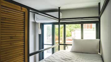 Signature Shared Dormitory, Mixed Dorm, Shared Bathroom (window) | Blackout drapes, soundproofing, free WiFi, bed sheets
