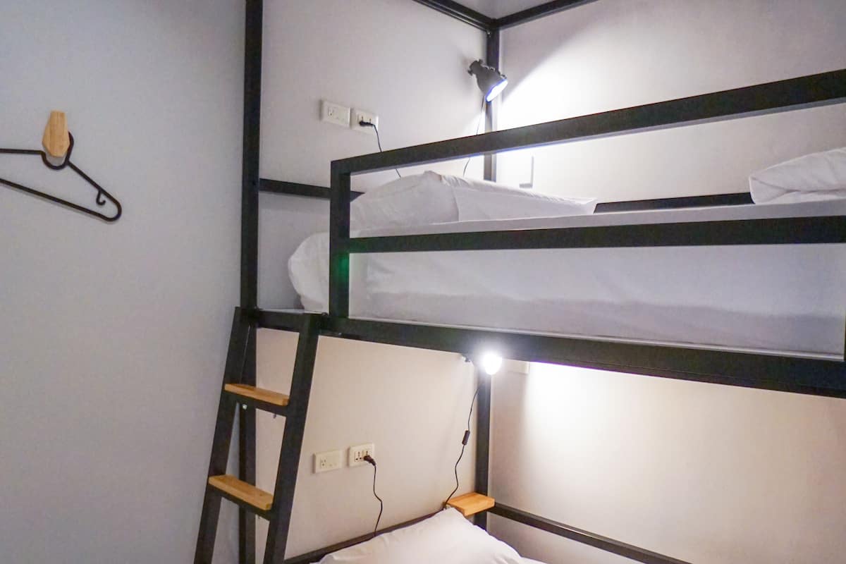 Chambre Double Standard pour 1 personne, 1 chambre, salle de bains commune (Bunk Bed)