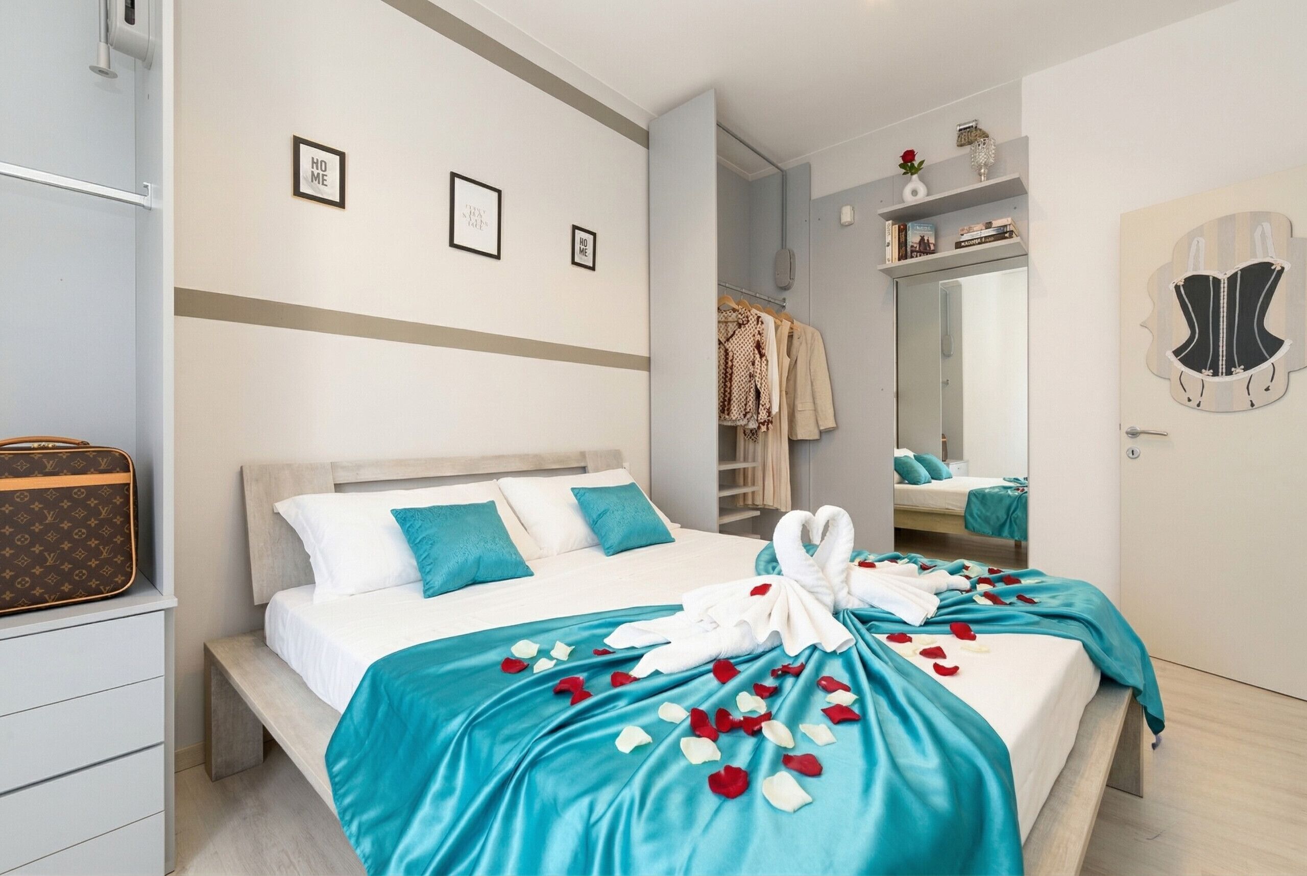 3 chambres, fer et planche à repasser, Wi-Fi gratuit, draps fournis