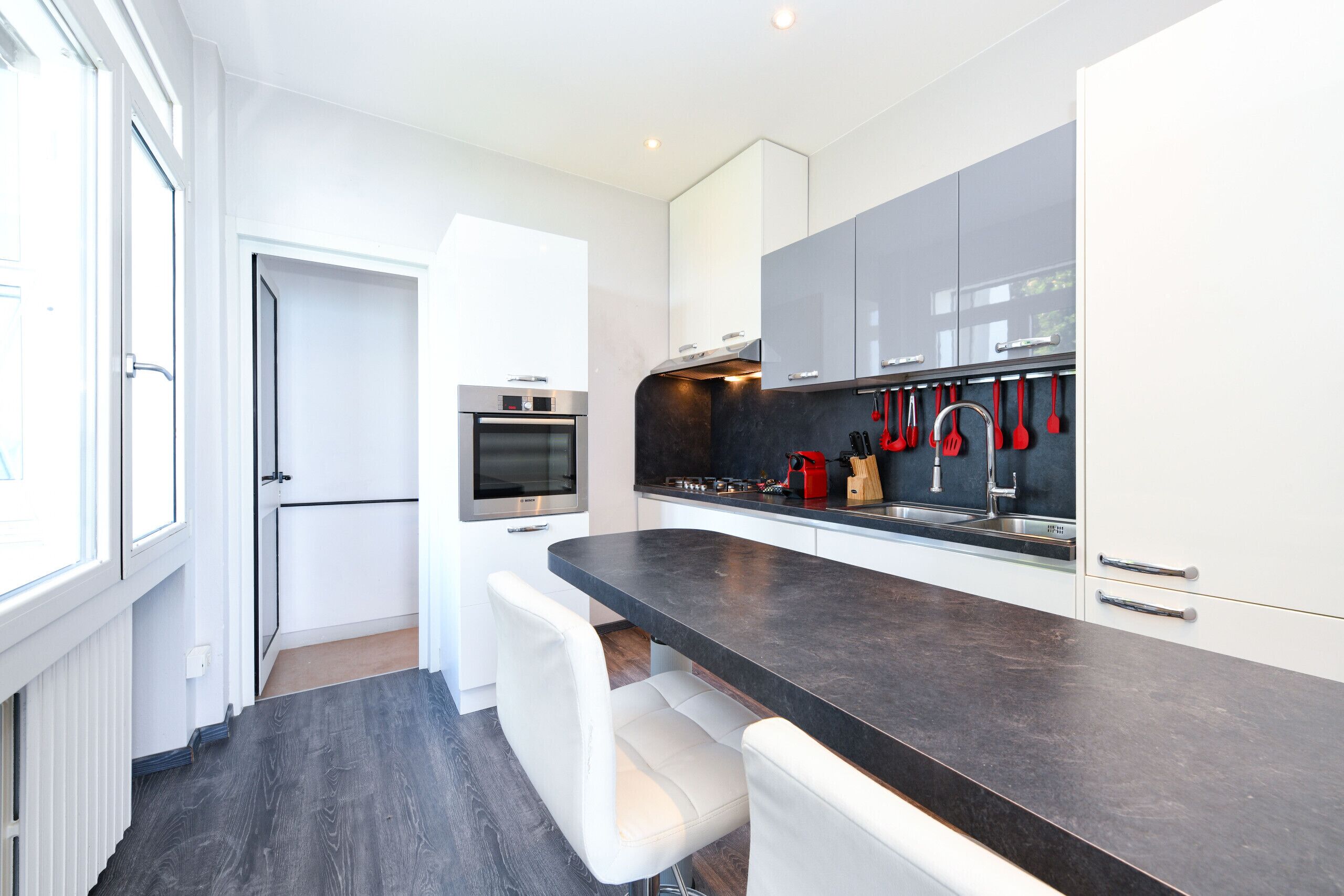 Fridge, microwave, oven, dishwasher