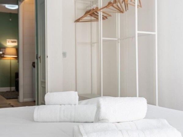 1 bedroom, iron/ironing board, Internet, bed sheets