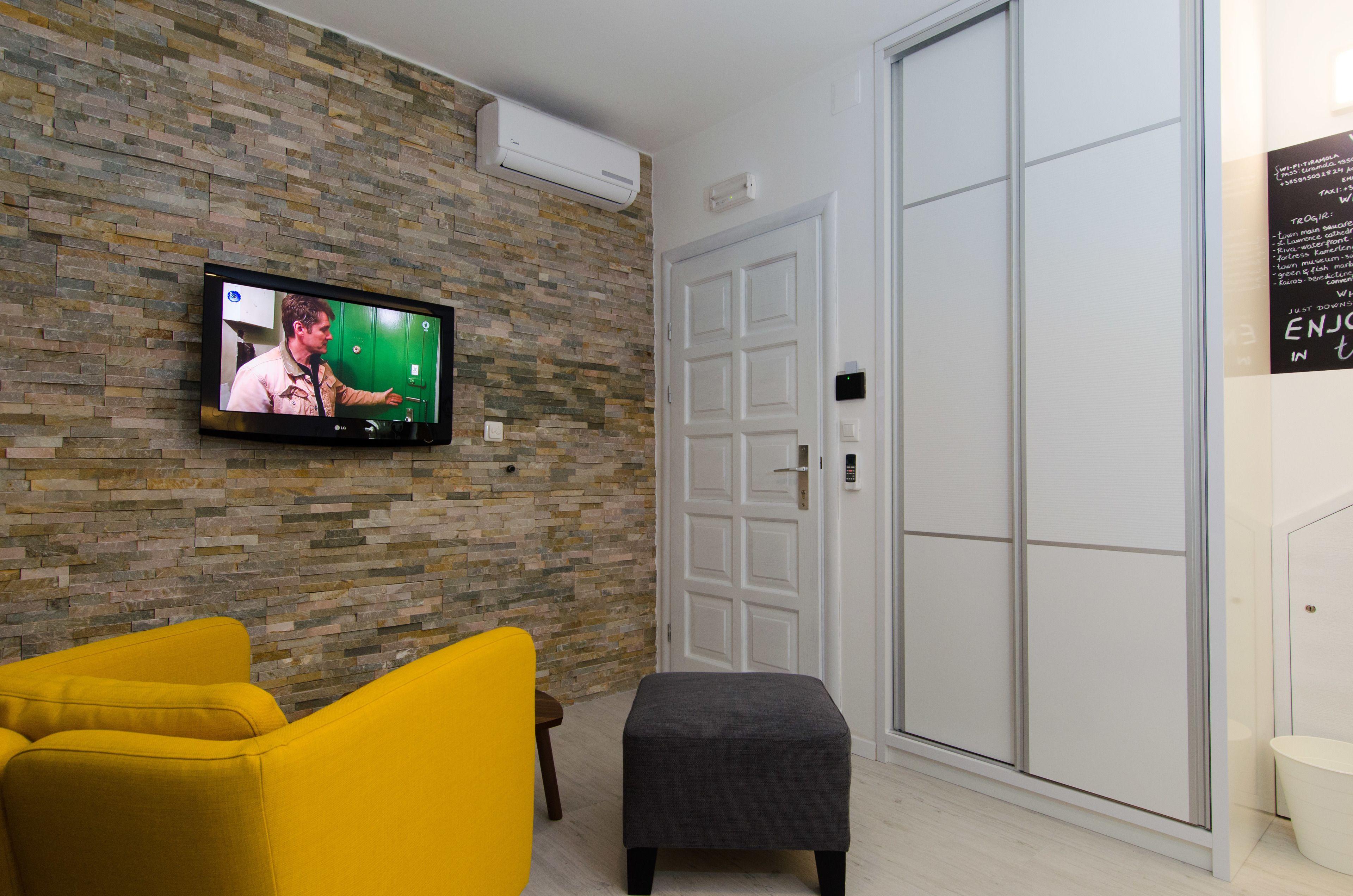 Foto - Apartments & Rooms Tiramola - Old Town