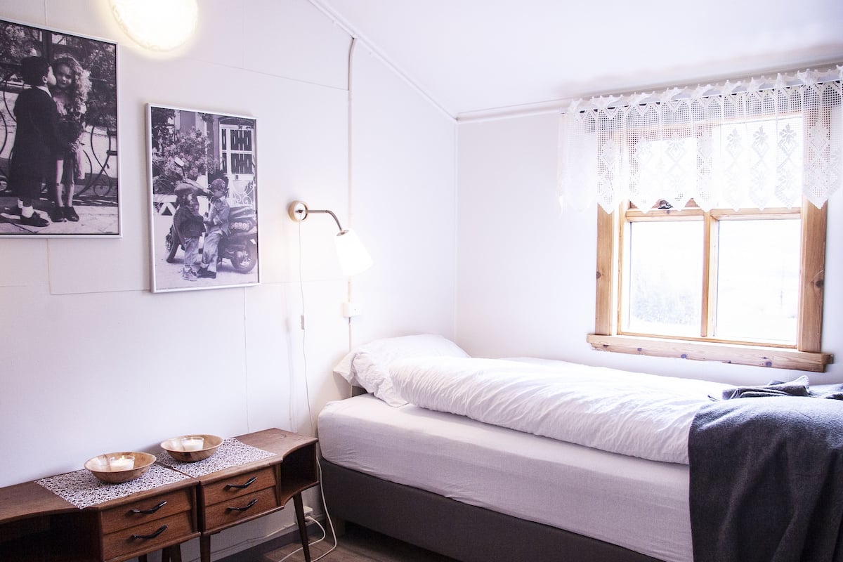 Basic Double or Twin Room | Blackout curtains, iron/ironing board, free WiFi, bed sheets