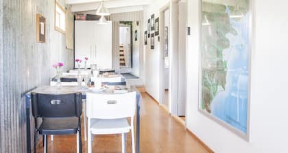 Fossardalur Guesthouse - Hostel