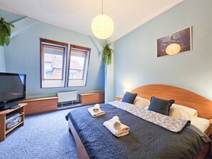 1 bedroom, WiFi, bed sheets