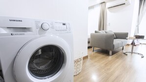 Studio | Room amenity - Cozy Living in Nimman (Chiang Mai)