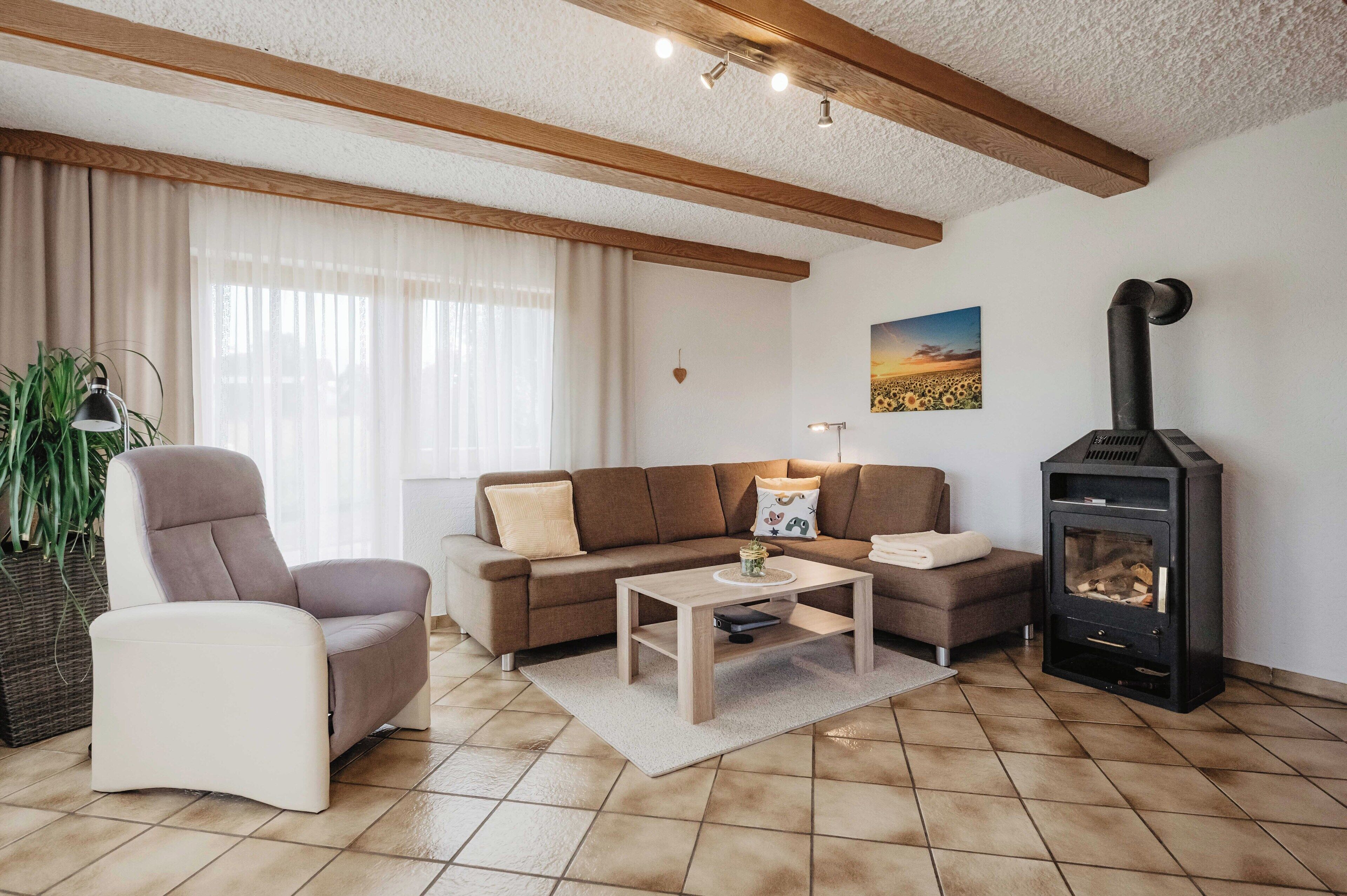 Ferienwohnung Sonnenblume (85qm) im EG mit überdachter Terrasse und herrlichem Ausblick!