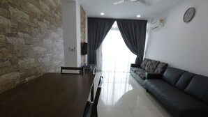 LED TV - 3R2B Seaview Condo (Johor Bahru)