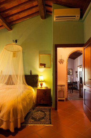 高級公寓, 1 間臥室 (Basilico) | 高級寢具、書桌、熨斗/熨衣板、免費無線上網