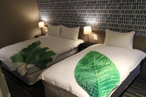 Triple Room | Desk, blackout drapes, soundproofing, free WiFi - San Yuan Hostel (Jinning)