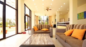 Lobby - Line In B&B (Jinhu)