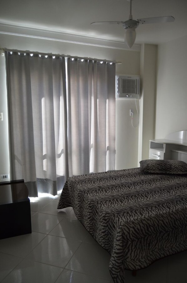 Traditional Apartment, 2 Bedrooms, Accessible | 1 bedroom, free WiFi - Recidencial Daniela (Balneário Camboriú)