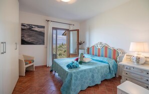 3 bedrooms, free WiFi, bed sheets