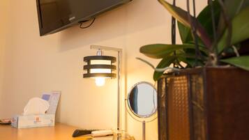 Junior Suite, 1 Double Bed with Sofa bed | Minibar, desk, blackout drapes, soundproofing