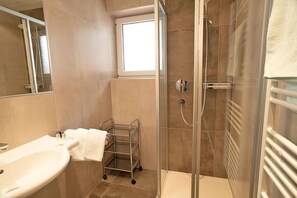 Free toiletries, hair dryer, towels - Garbershof (Soelden)