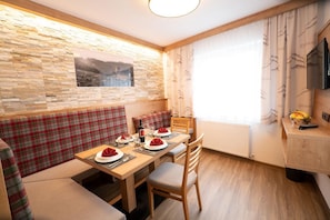 Stovetop, cookware/dishes/utensils - Garbershof (Soelden)