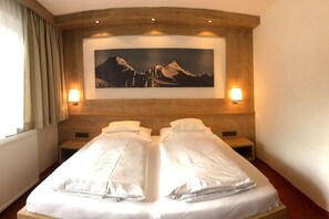 In-room safe, desk, soundproofing, free cribs/infant beds - Garbershof (Soelden)