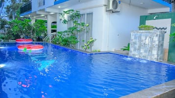 Piscina externa