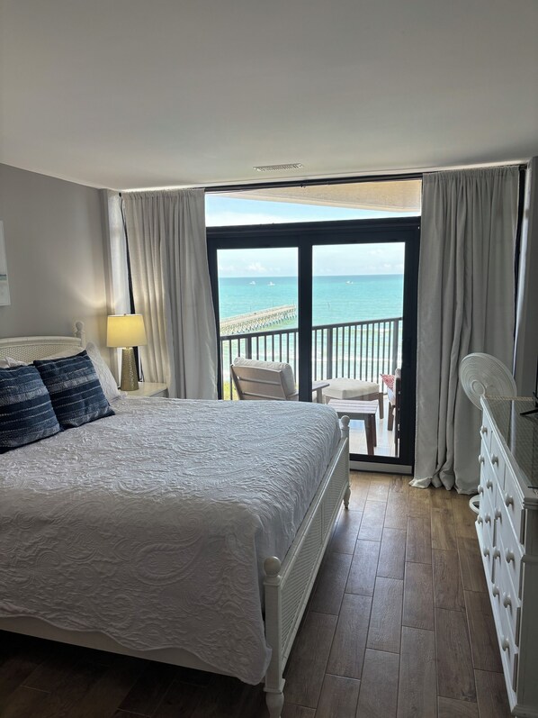 3 bedrooms, iron/ironing board, travel cot, WiFi