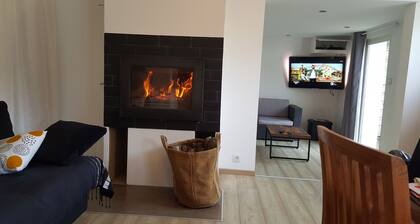 Royan house with enclosed garden near the sea 6-7 pers - WIFI