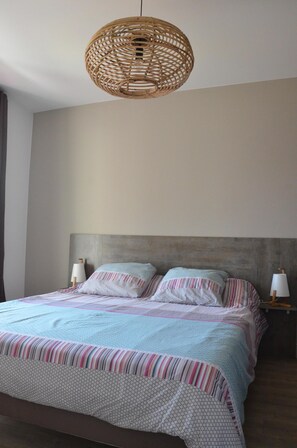 3 Schlafzimmer, Zimmersafe, Bügeleisen/Bügelbrett, kostenloses WLAN