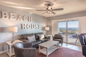 Televisión y reproductor de DVD 