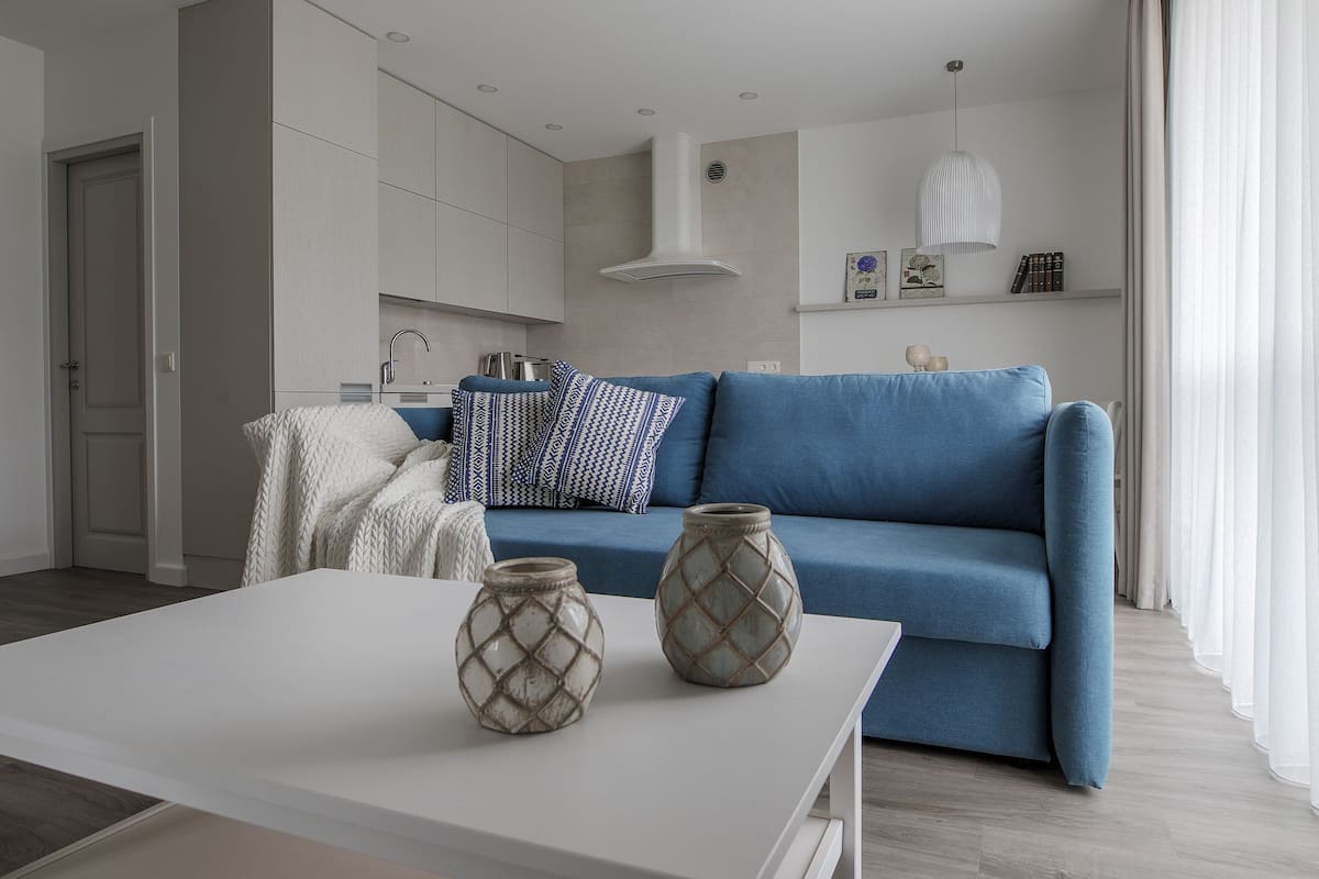 Apartamento, 1 quarto, cozinha, no pátio | 1 quarto, quartos à prova de som, ferros/tábuas de passar roupa
