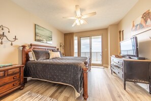 2 bedrooms, Internet, bed sheets, wheelchair access
