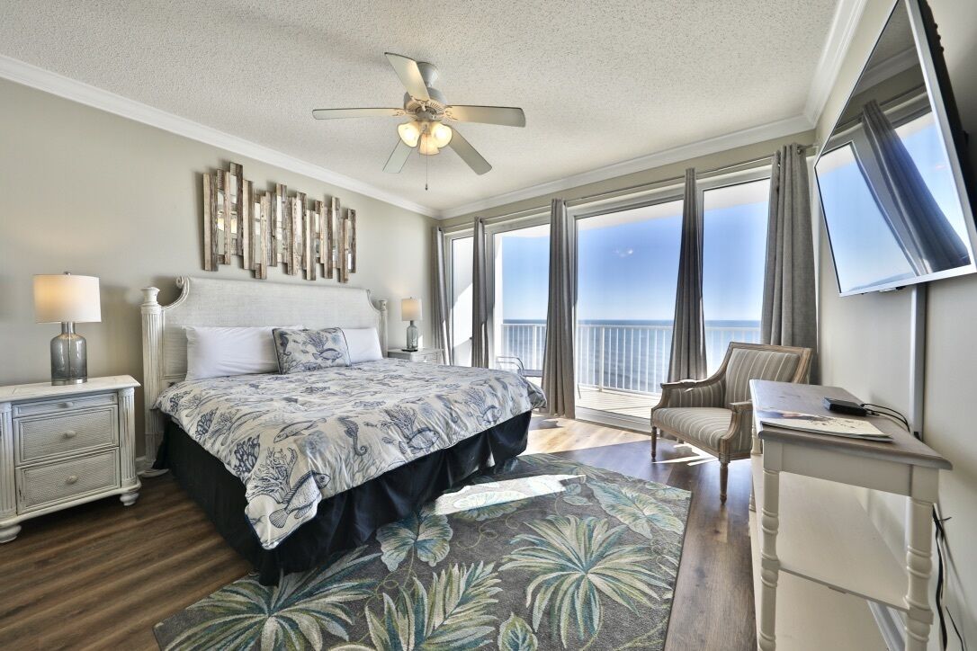 Boardwalk Beach Resort 3 BR 2 BA!