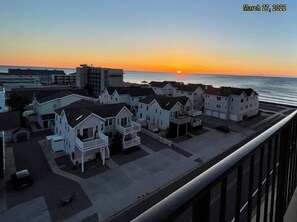 Property grounds - Hidden Gem! Breathtaking Ocean/Inlet view with heated pool & Wi-Fi (North Wildwood)