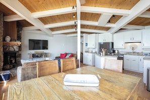Interior - Star Harbor # 10 by Hauserman Rentals (Tahoe City)