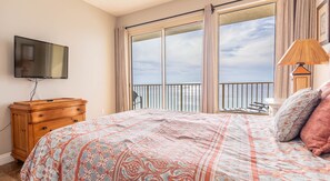 2 bedrooms, iron/ironing board, Internet, bed sheets