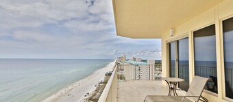 3BR Gulf Crest End Unit!!!! Sleeps 10!! Includes Beach Chairs!