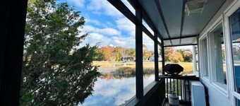 Writer's Retreat & Explorer's Adventure, S of Rte. 1 Madison! 