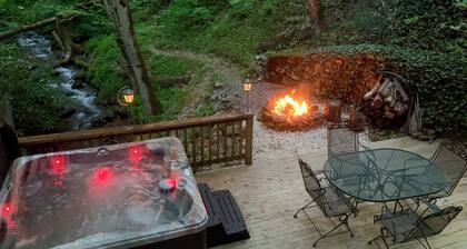 2 Bd 2 Ba Cabin Secluded with Wood Fireplace Rushing Creek Hot Tub Fire Pit