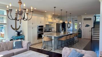 Smart TV, fireplace, table football, ping pong