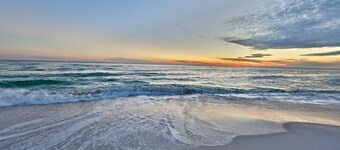Ocean Ritz 4BR 4BA Directly on PCB!!!