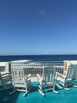 Property grounds - Million Dollar View, Guaranteed! 4br, 3ba Corner Penthouse, Jobos' Beach Isabela (Isabela,  PR)