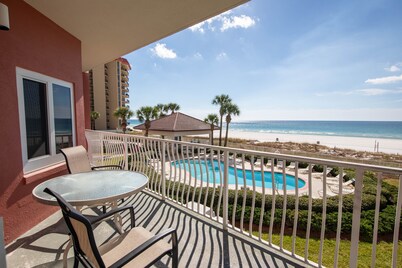 Coral Reef 2nd Floor 4 Bedroom/3 Bath Spring Specials
