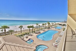 A heated pool - Gulf Crest 20th floor 2 Bedroom ***NEW OWNER Recently Remodeled*** (Panama City Beach)