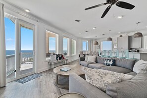 Smart TV, DVD player, video library - Always Sunny - Luxury 6br/6ba Gulf Front Home with 2 living rooms, Sleeps 18 (Gulf Shores)