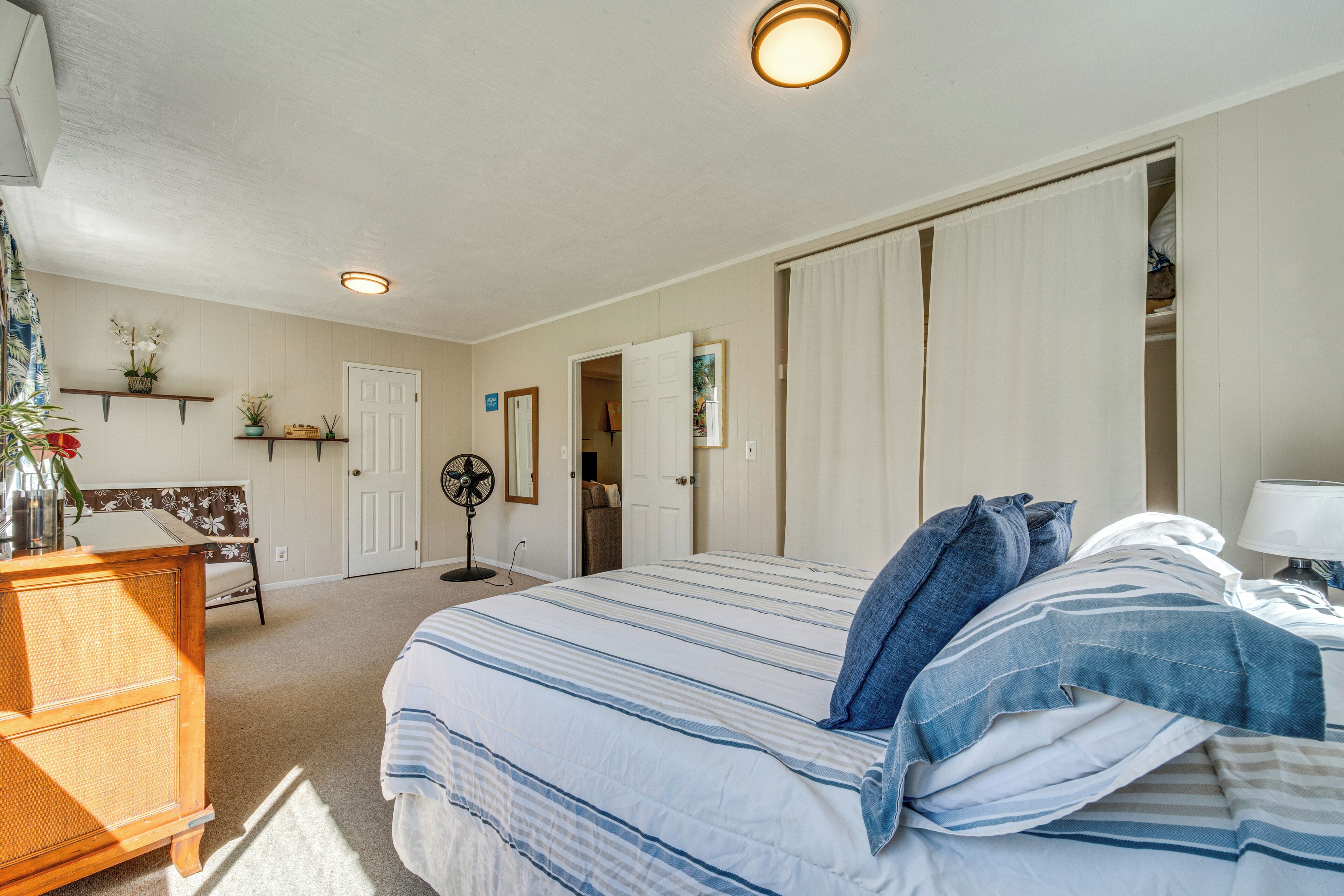 1 bedroom, iron/ironing board, travel crib, internet