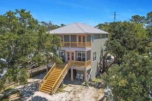 Exterior - Stay Salty- Directly bay front w/private fishing pier, close to beach access.  (Gulf Shores)