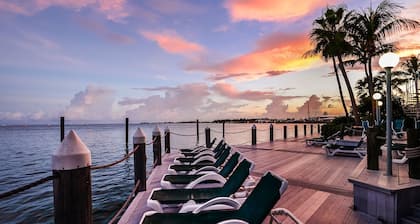 Luxury Waterfront at Galion Resort in Old Town