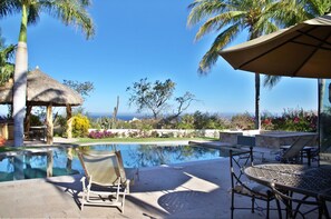 Outdoor dining - Casa Tortuga  | 5 Bed, 5.5 Bath (CSL)