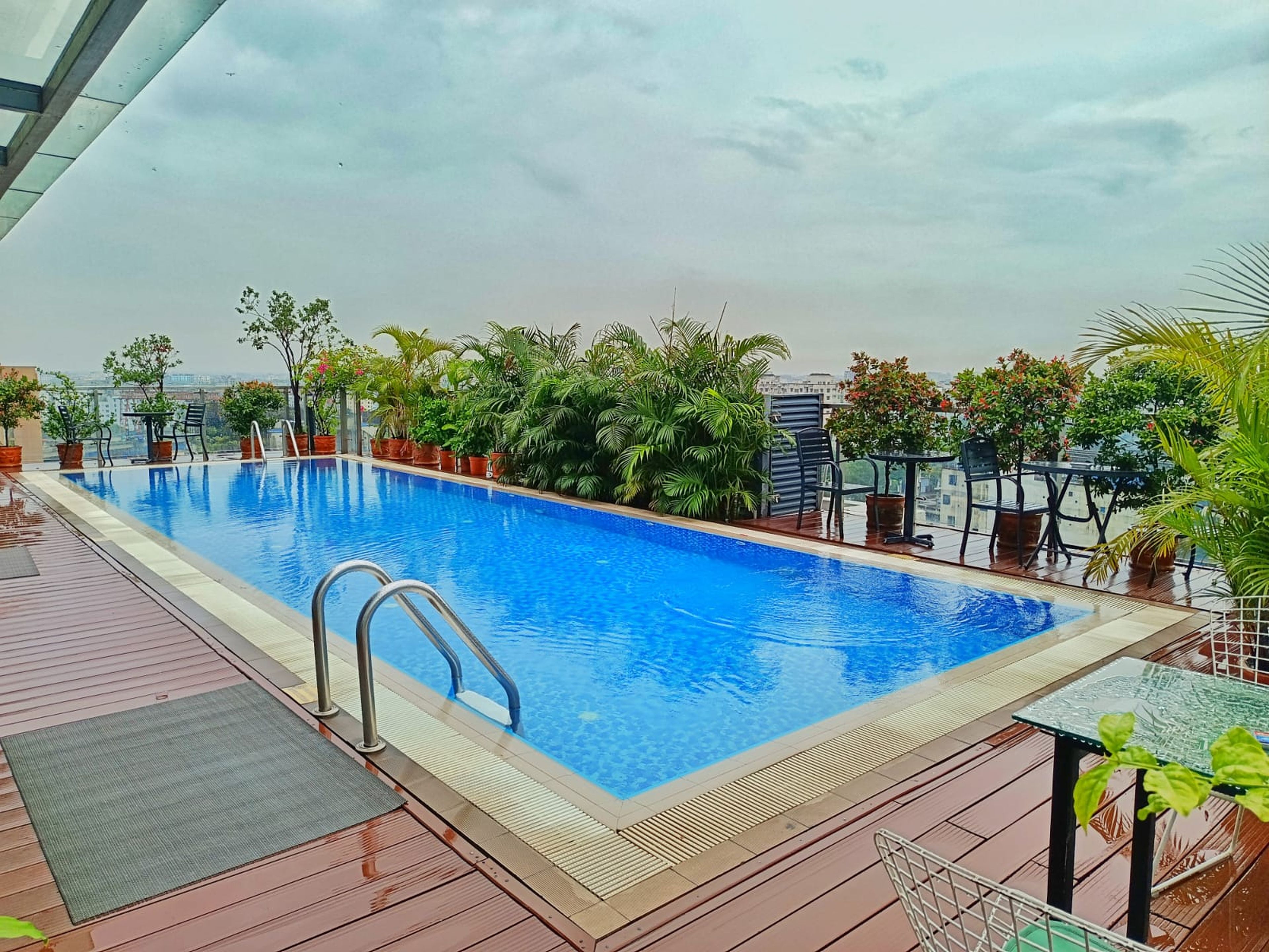 Rooftop pool