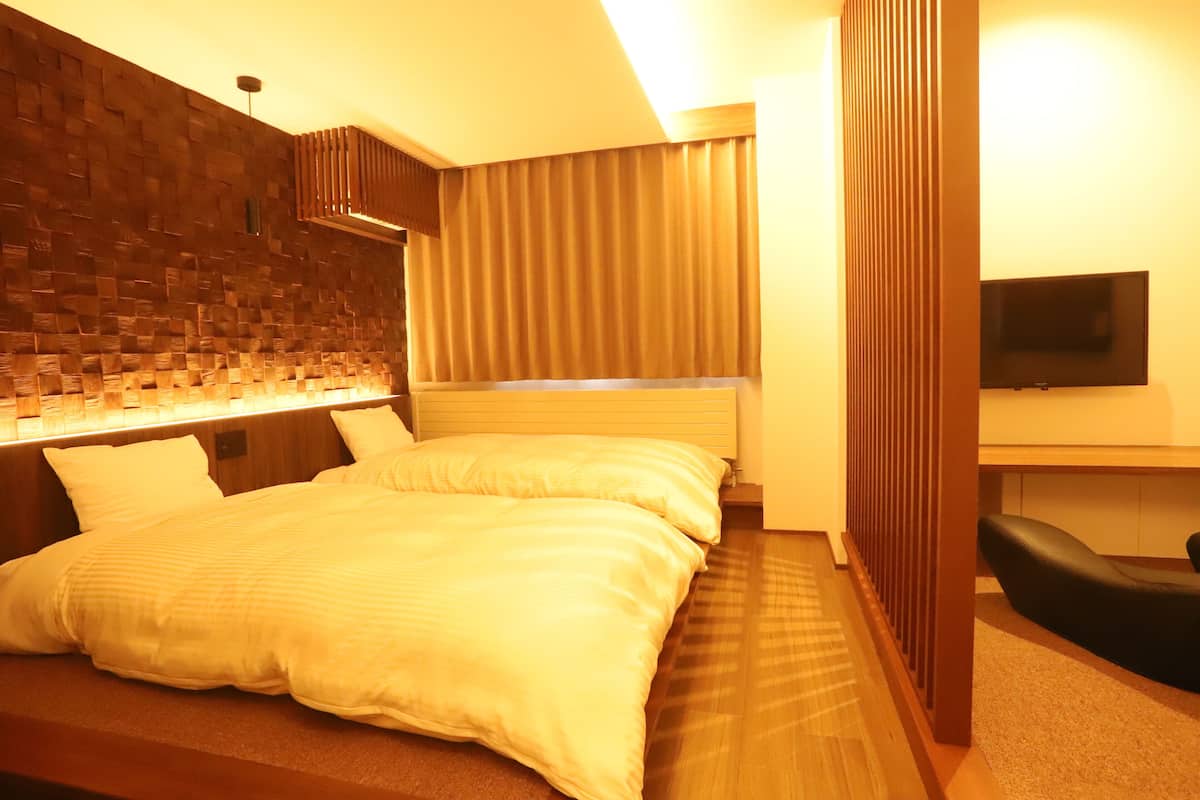 Chambre Deluxe avec lits jumeaux | Wi-Fi gratuit, draps fournis