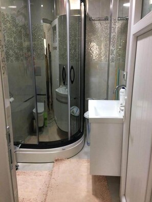 Bathroom shower - Sehsuvar Peace Pension (Egirdir)